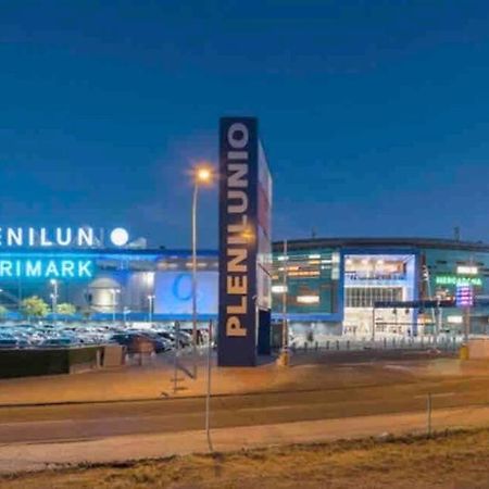 P4 Madrid Airport, Estadio Civitas, Ifema, Barajas Y Rejas Екстериор снимка